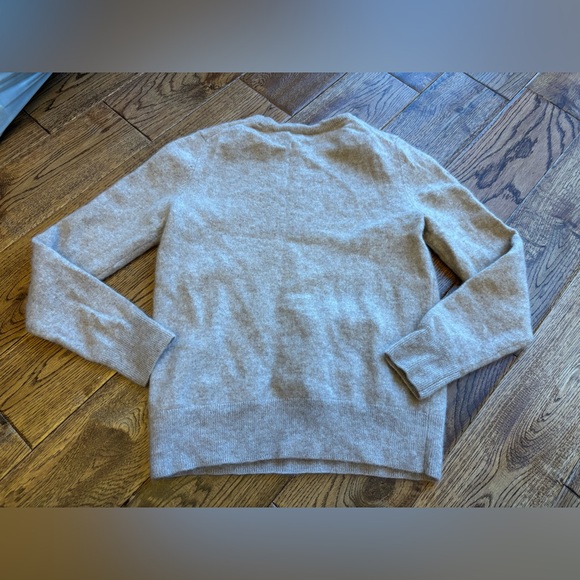 Quince 100% Mongolian Cashmere Crewneck Sweater Oatmeal Size Small excellent co - Picture 9 of 9